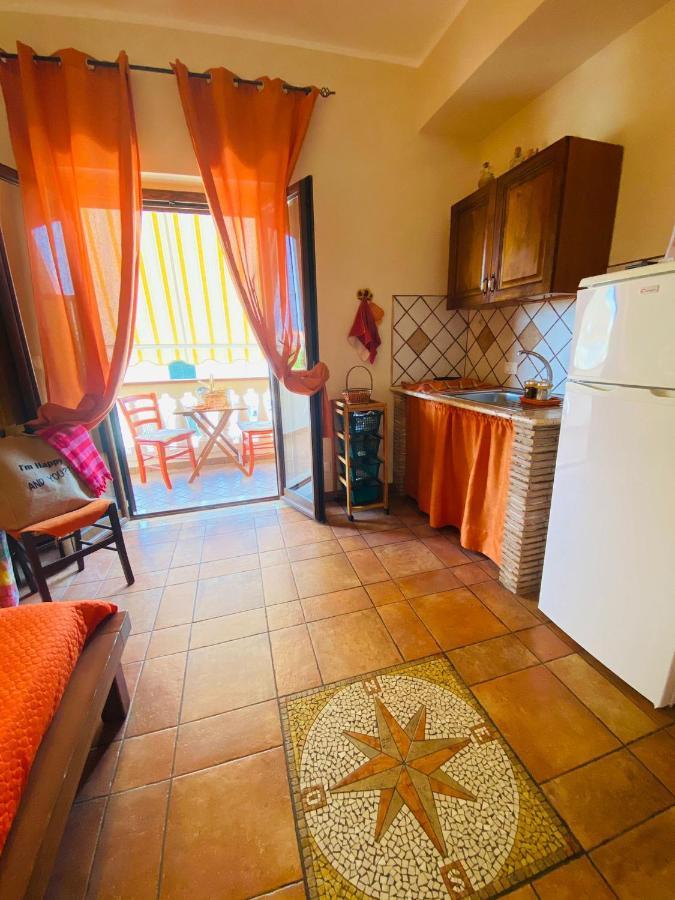 Rosa Dei Venti Accomodation โตรเปอา ภายนอก รูปภาพ